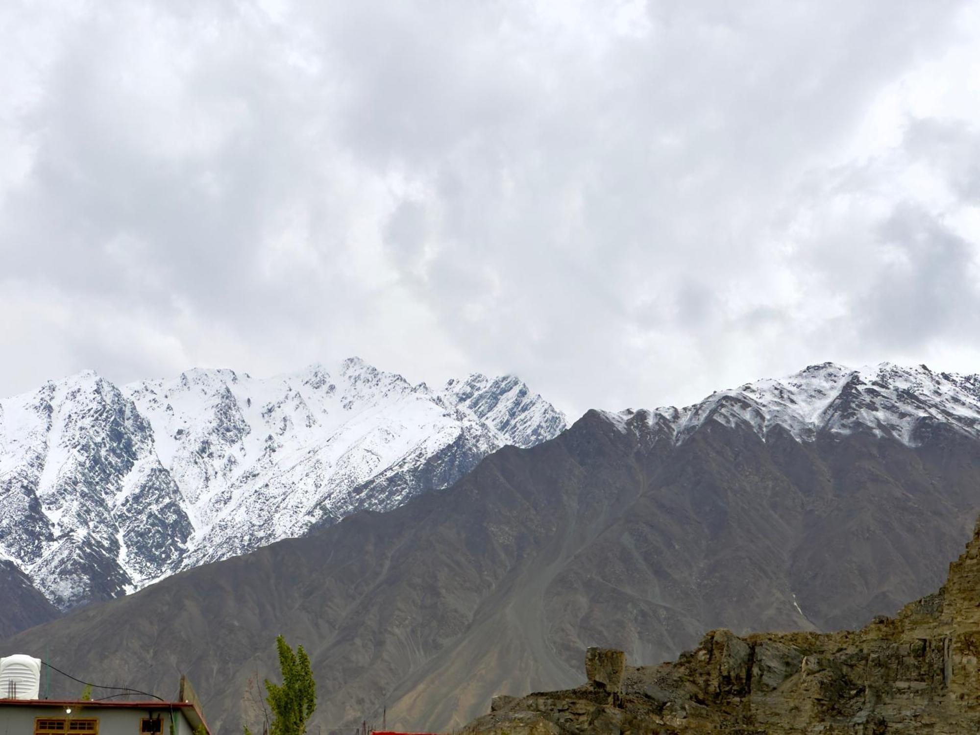 Indus Cabana Lodge Skardu Exterior foto